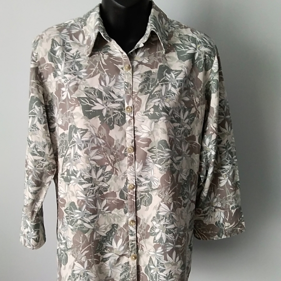 COLUMBIA SPORTSWEAR Button-down - Picture 1 of 12